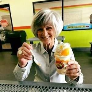 Meet your Posher, Cathy